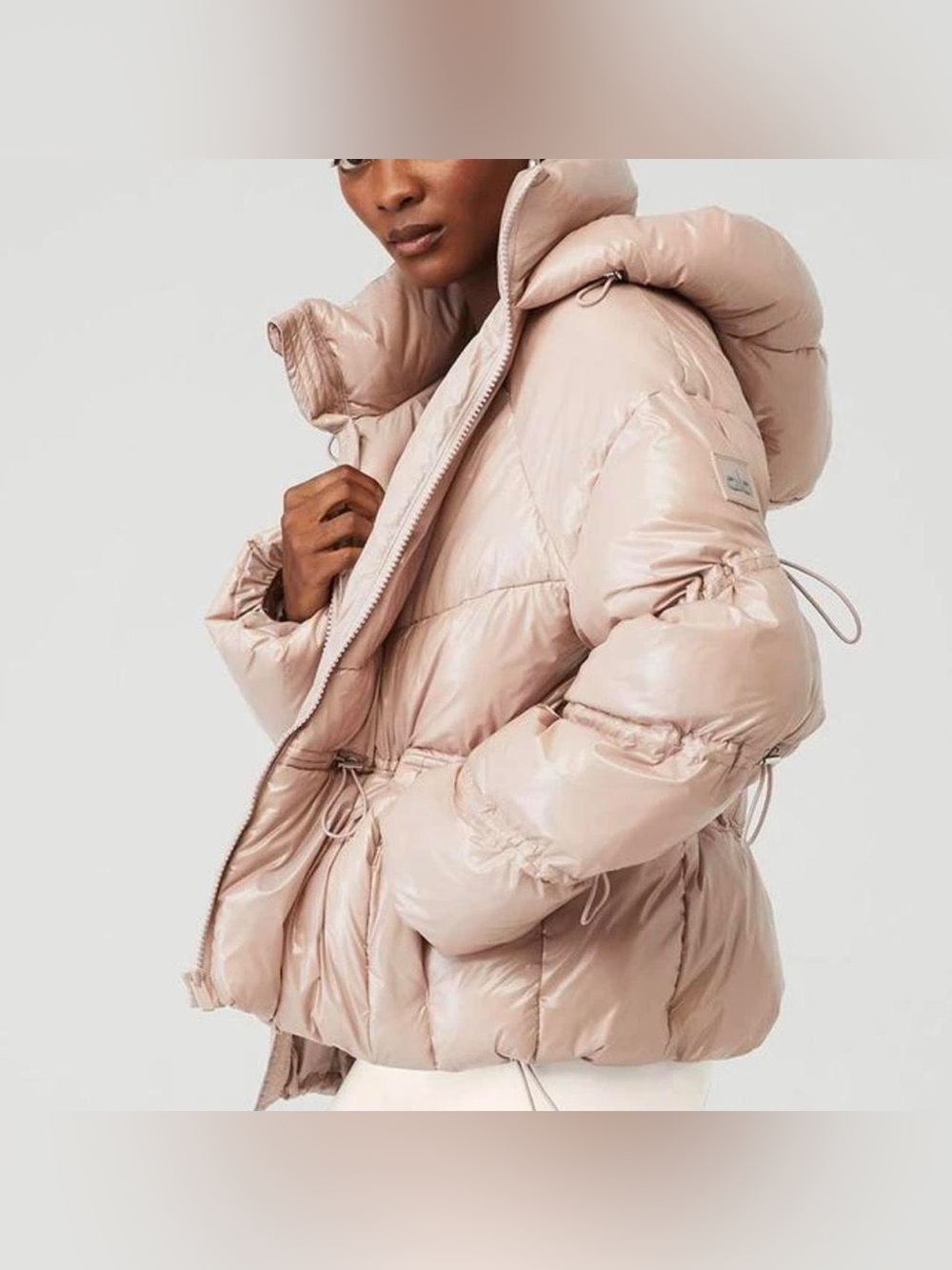 ALO Yoga Women's Puffer Jacket in dusty rose xxs